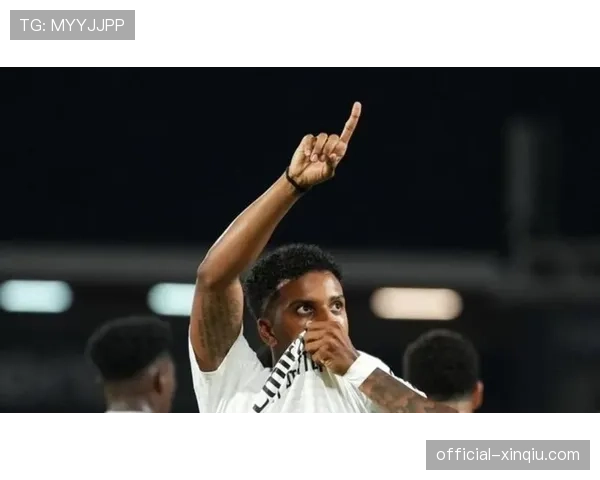 安切洛蒂赛前发布会暗示,罗德里戈将继续出现在左肋部攻击位 安切洛蒂赛前发布会暗示,罗德里戈将继续出现在左肋部攻击位